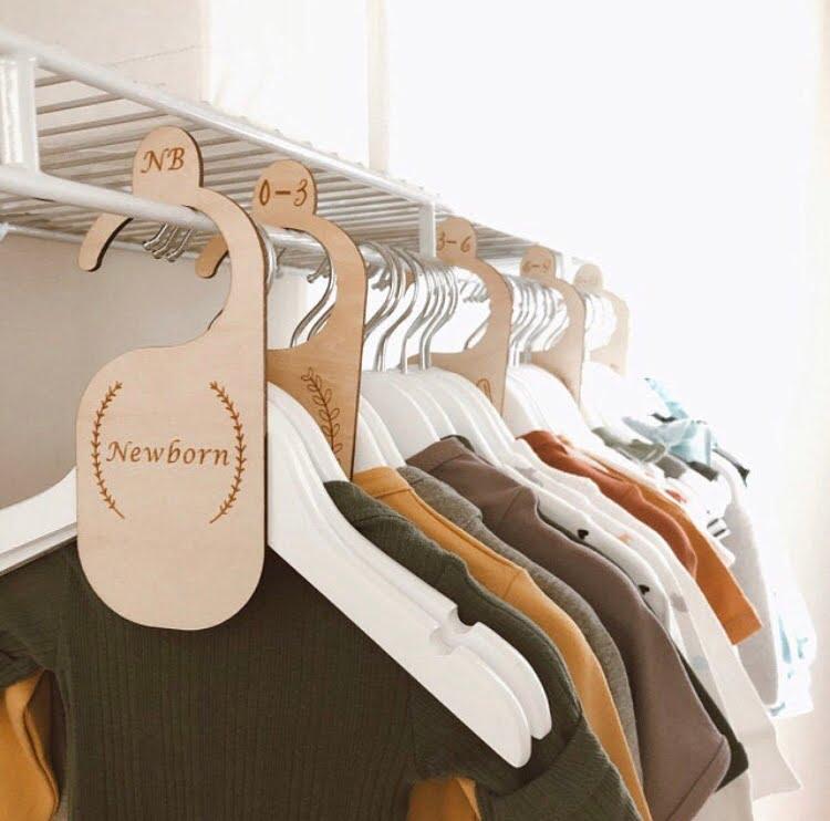 Baby Wardrobe Organising Hangers - Natural Wood
